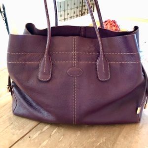 Sophisticated Tods  Leather Tote
